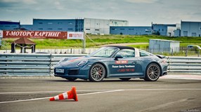 Porsche Driving Tour. Поездка на гоночную трассу 